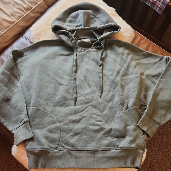 Tasc Performance Tops - Tasc Green Mockneck Hoodie Womens Size M